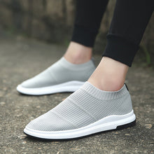 Men knit mesh sneakers Breathable Slip-On comfortable vulcanize shoes